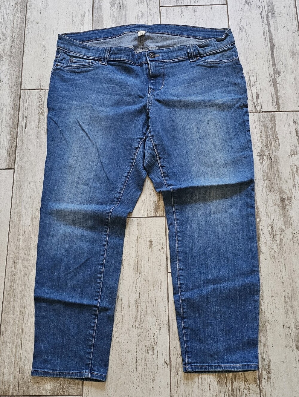 Old Navy Classic Blue Women’s Jeans 22